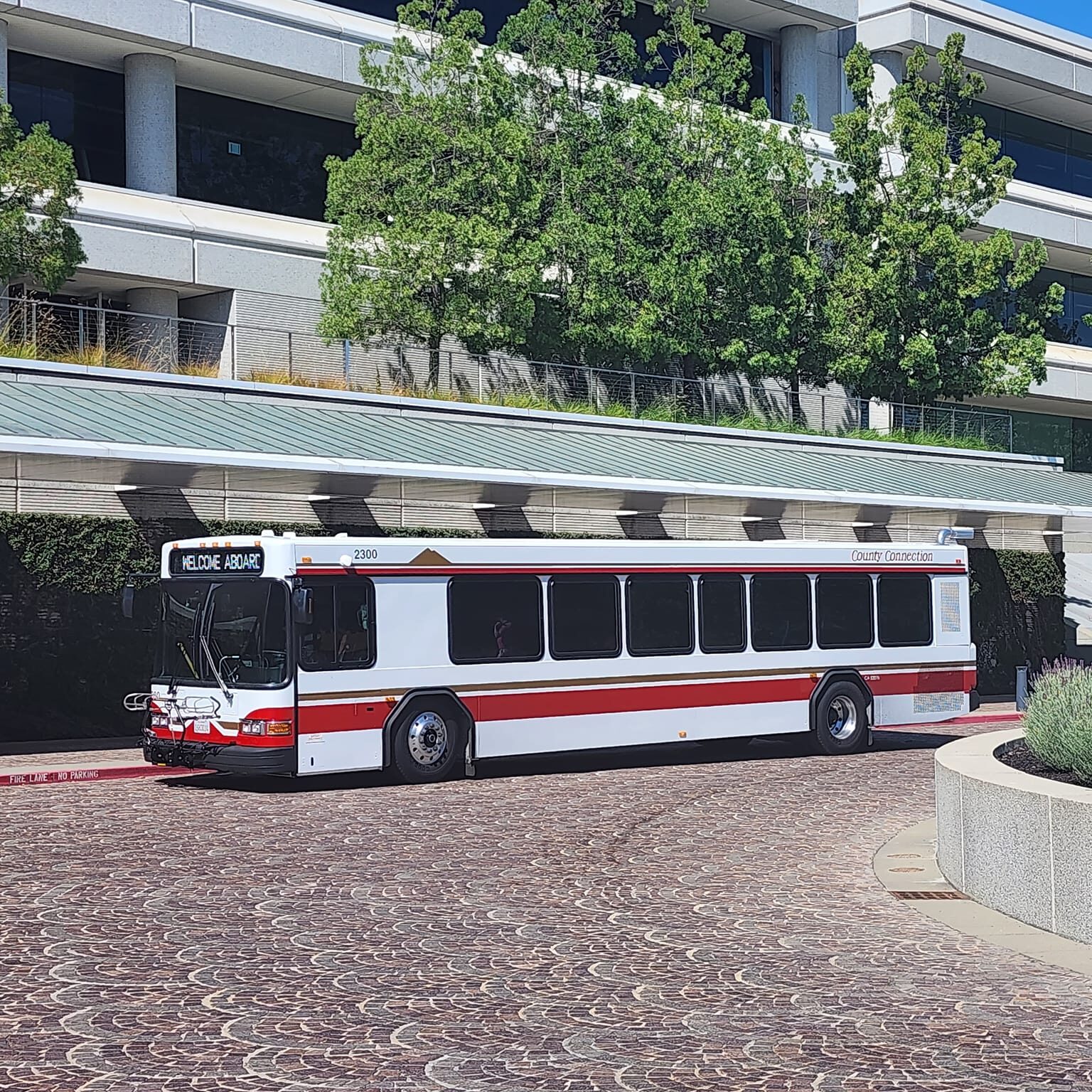 Image of a County Connection Bus
